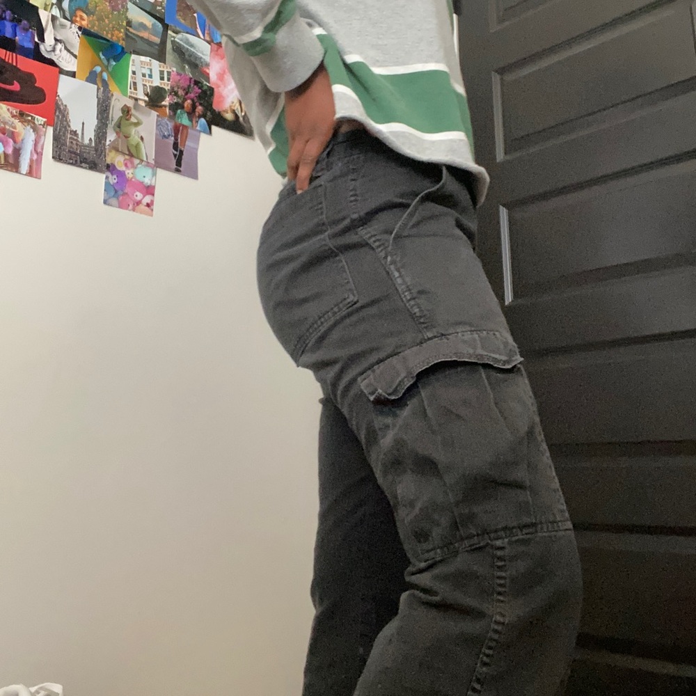 SOLD//black cargo pants